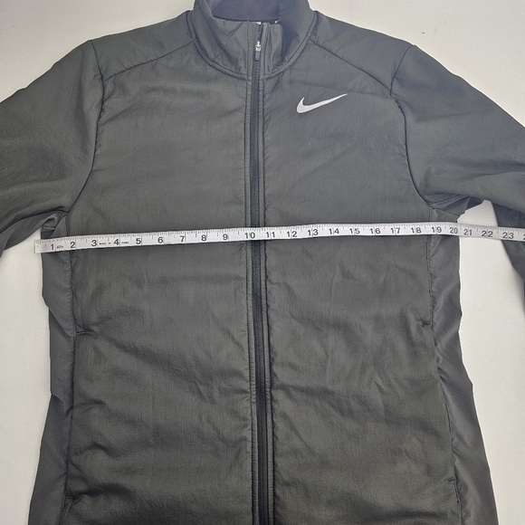 Nike Aerolayer Running Jacket Men’s Medium Green Windproof Lightweight - Picture 13 of 16
